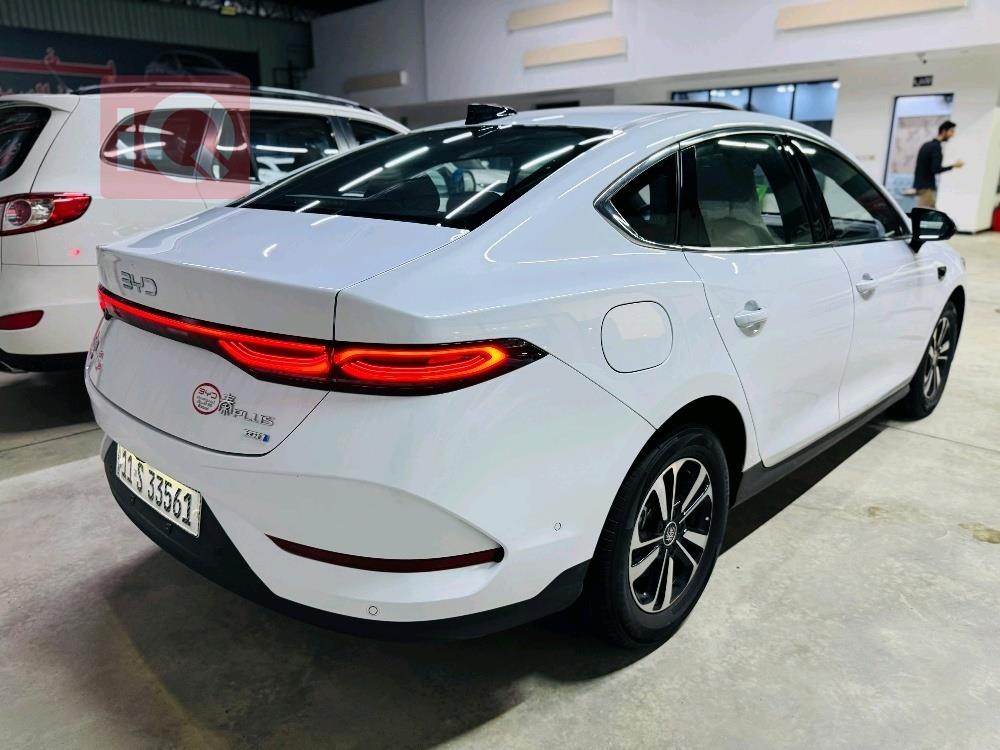 بي واي دي Qin Plus